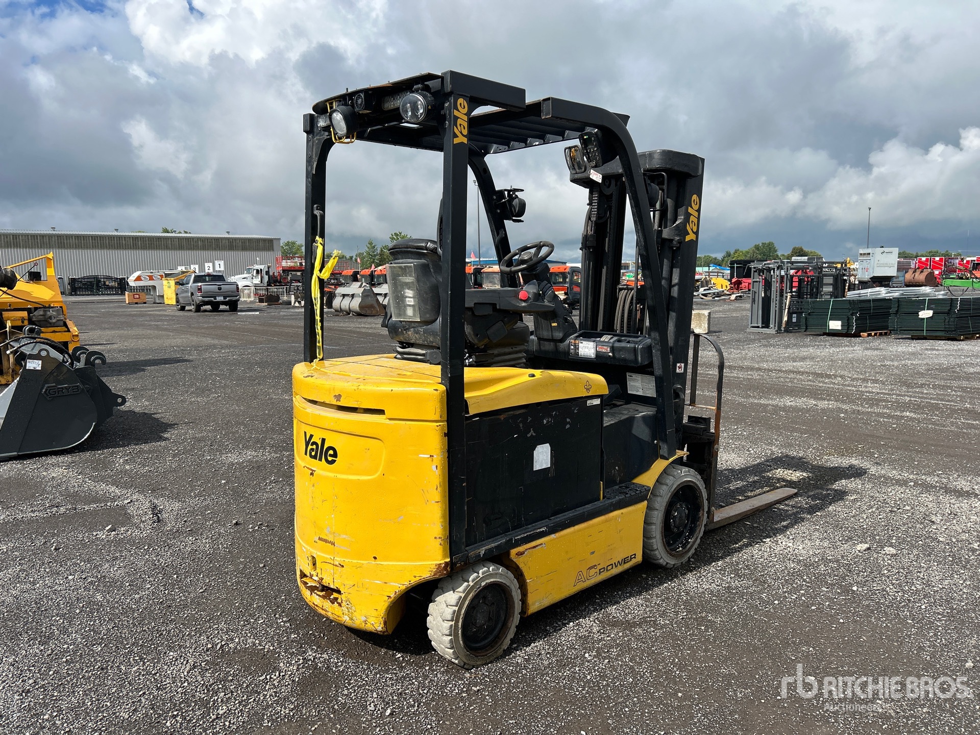 MONTACARGAS ELéCTRICO 2015 YALE ERC060VGN48TE088