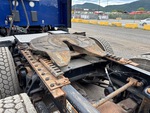 4 Underbody - Truck with 