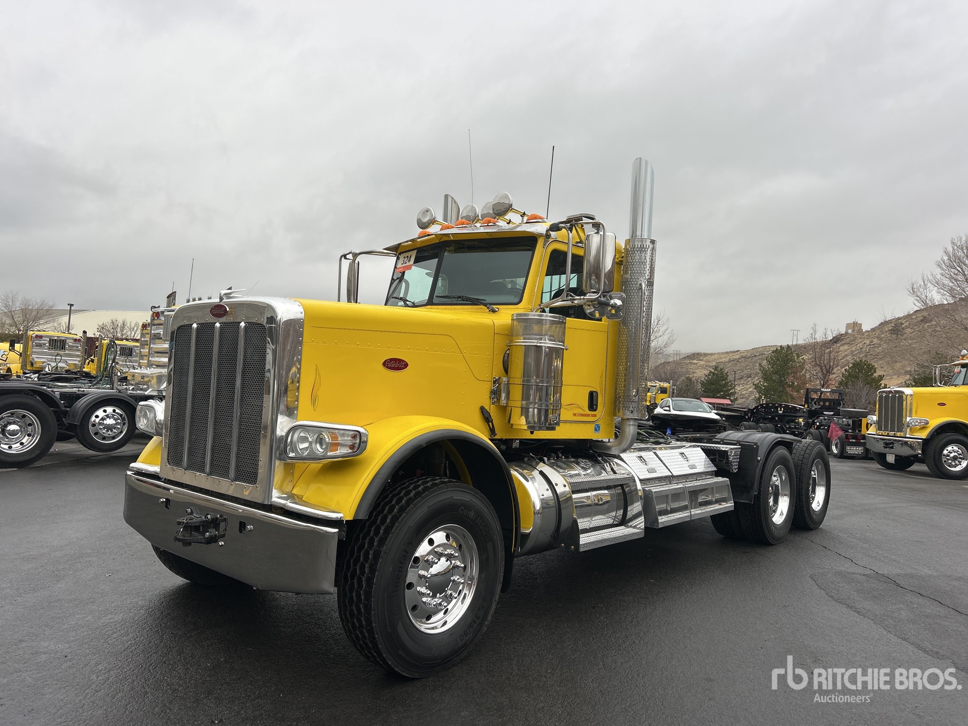 General Appearance with Featured Photo