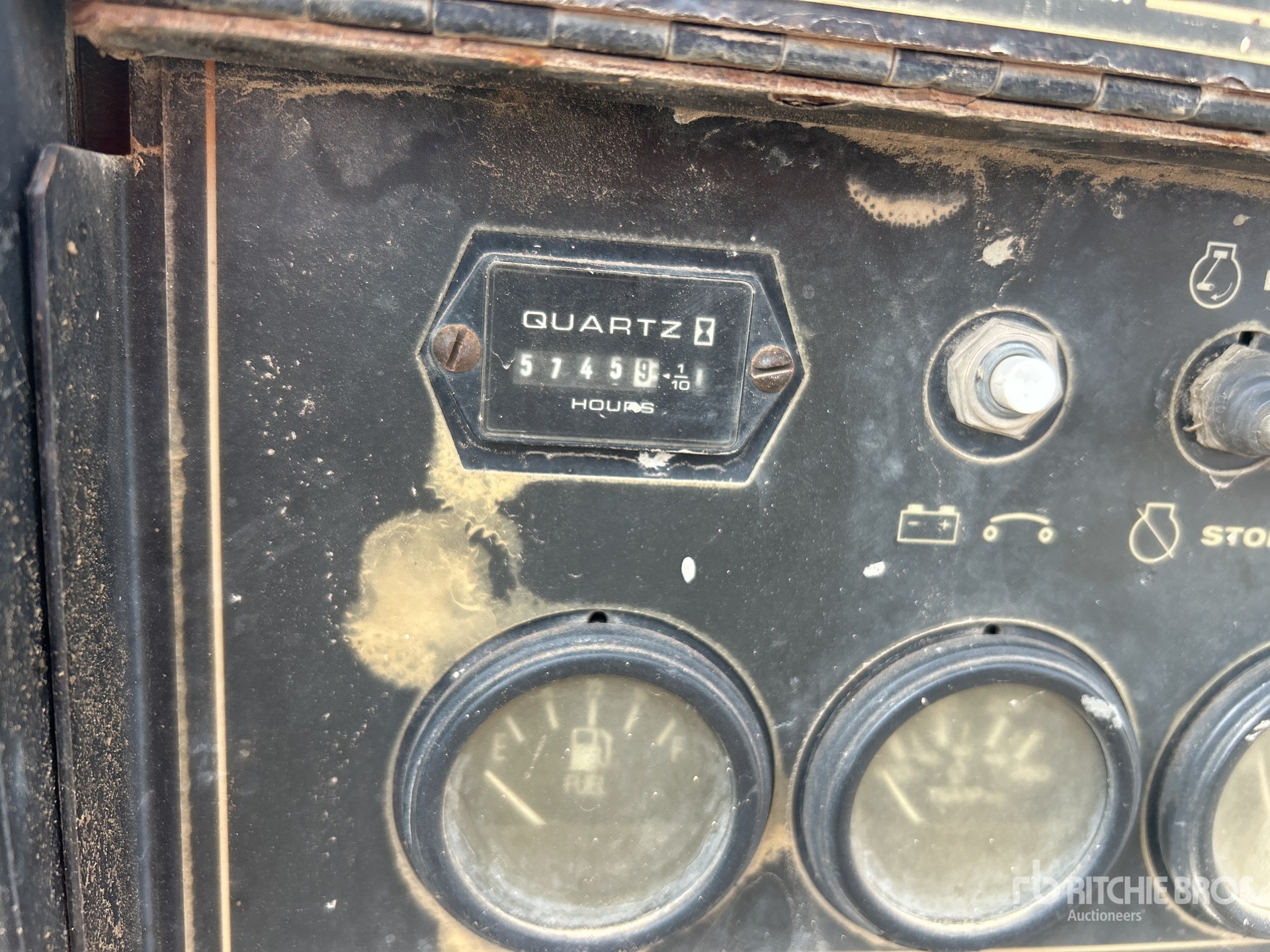 General Appearance with Hour Meter / Odometer
