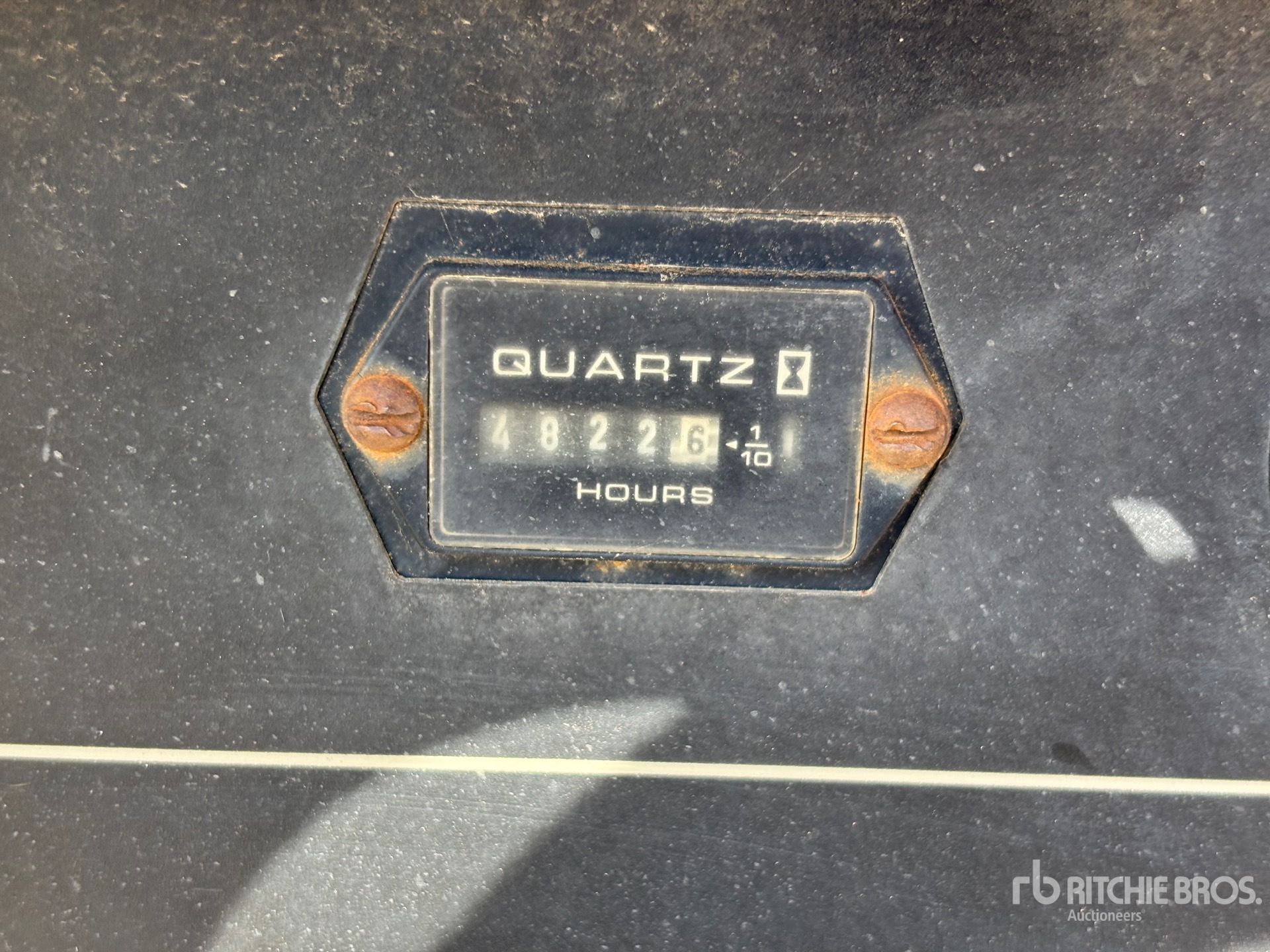 General Appearance with Hour Meter / Odometer