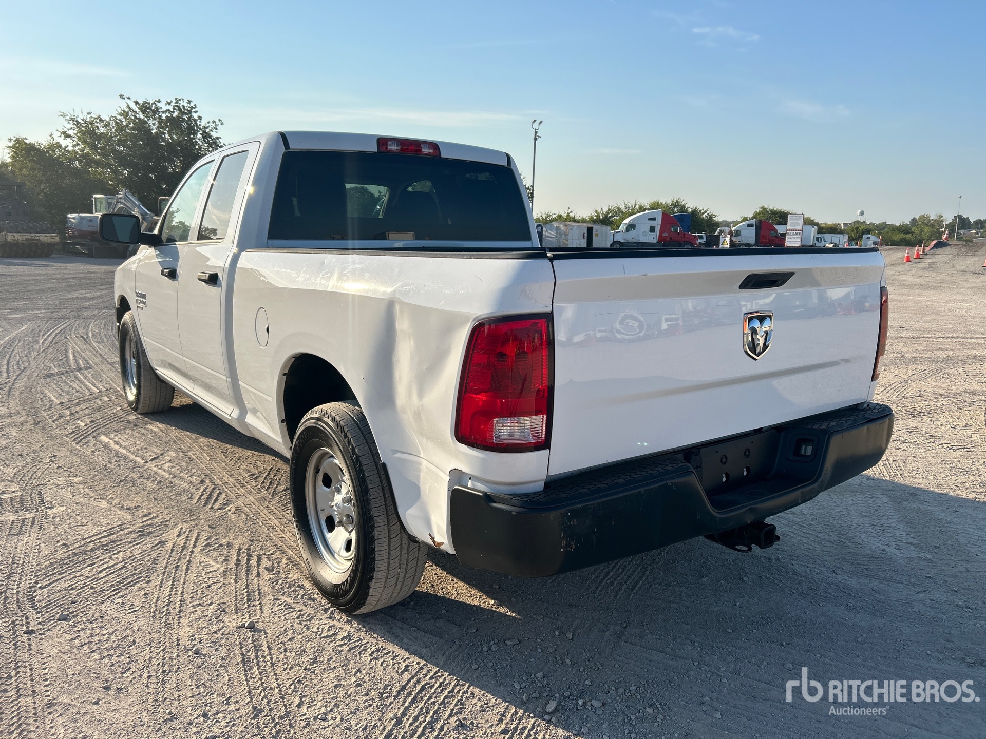 General Appearance with Picture, Left Rear Corner
