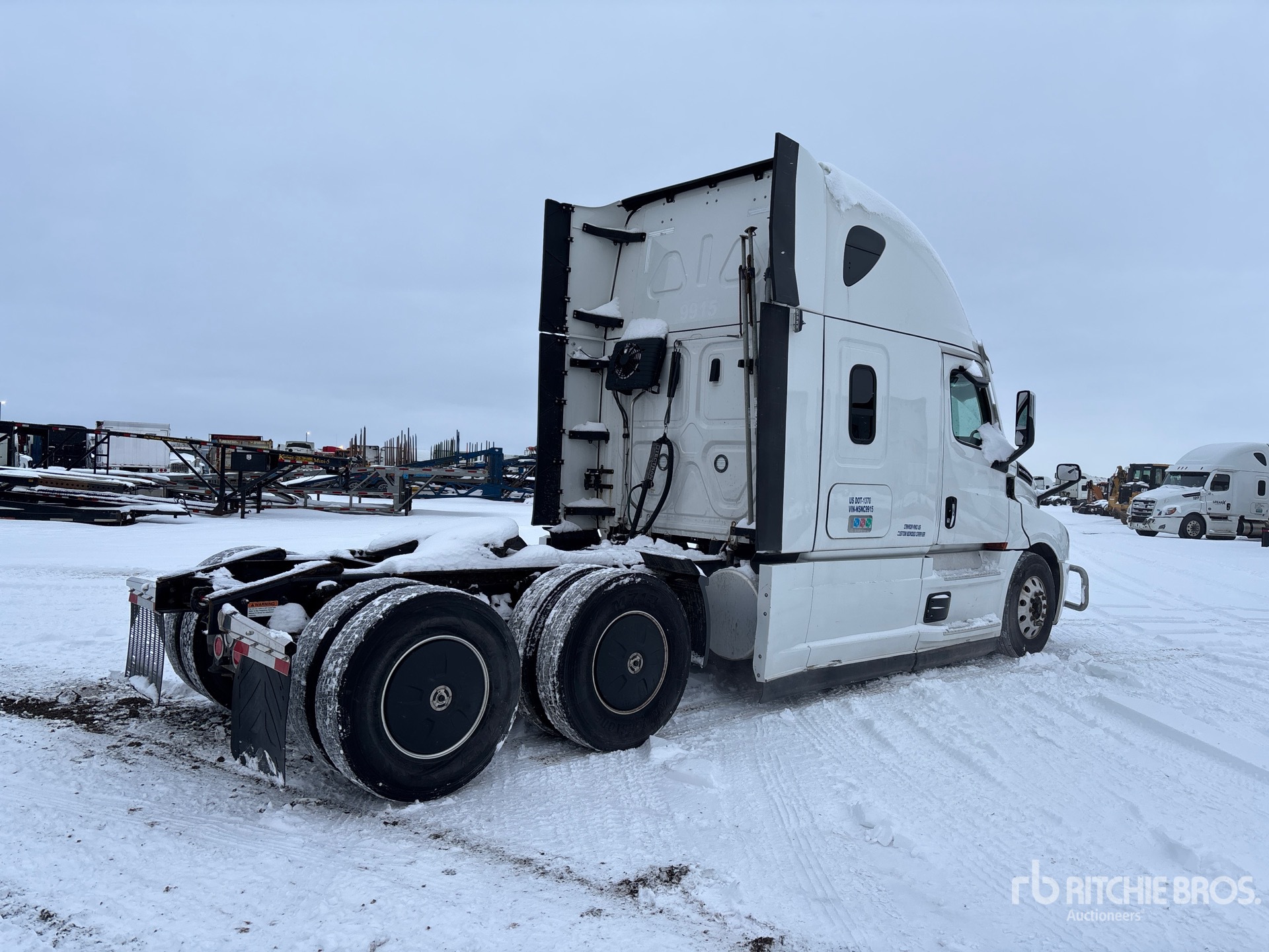 General Appearance with Imagen: esquina trasera derecha