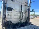 4 Underbody - Truck with 