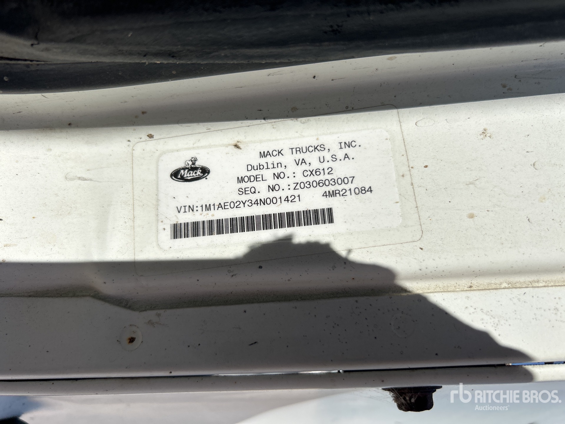 General Appearance with Serial Number / VIN
