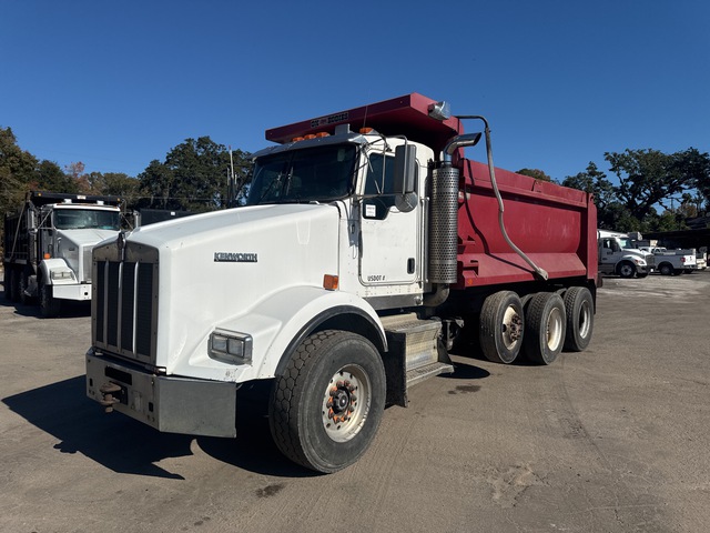 2006 Kenworth T800 KW 8x4 Tri/A Dump Truck