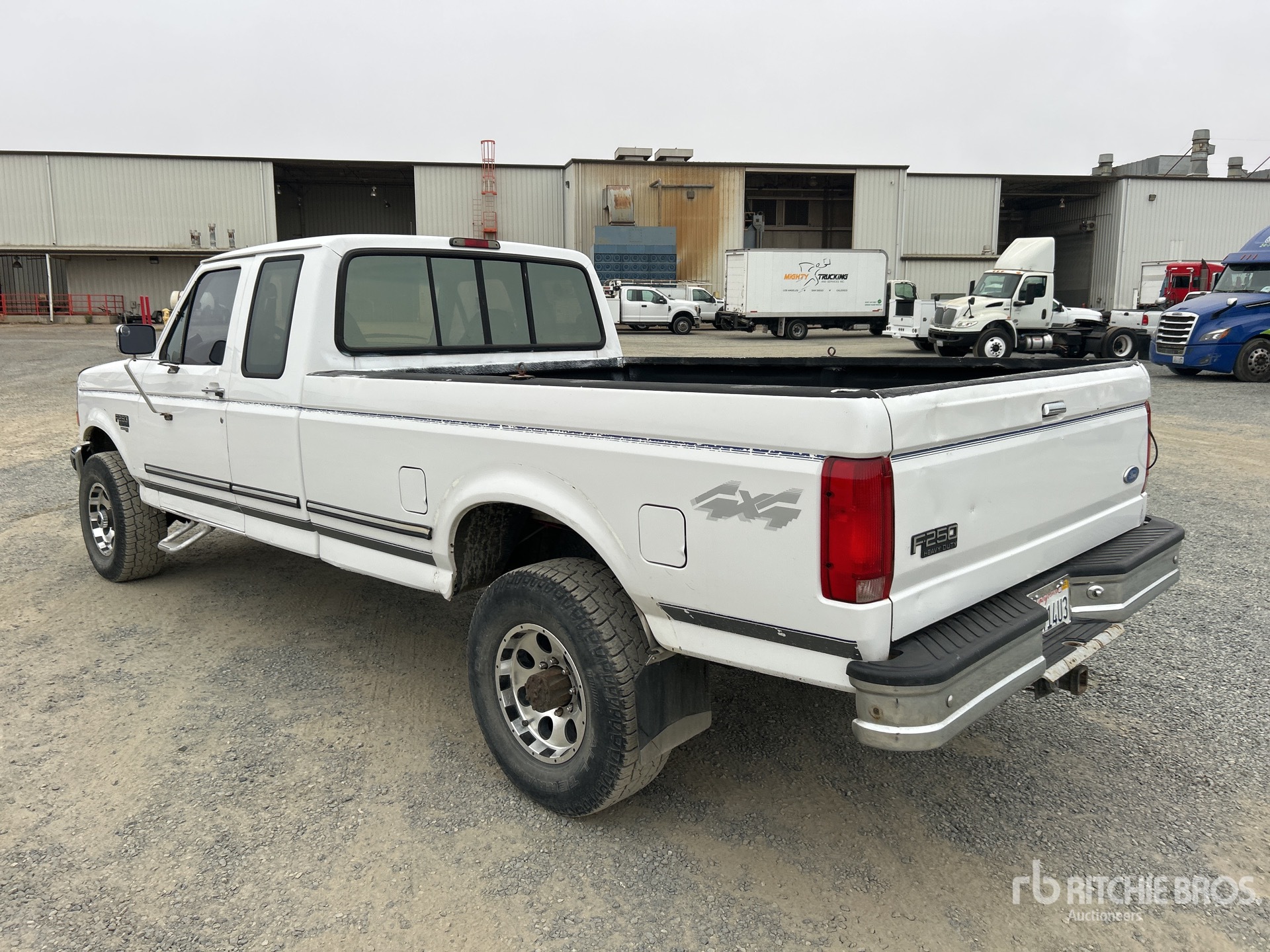 General Appearance with Picture, Left Rear Corner