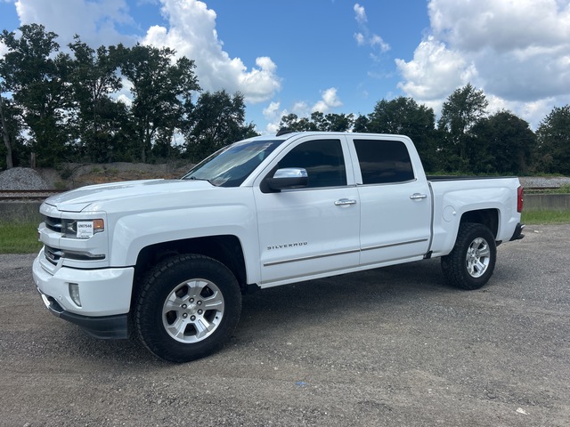 2017 Chevrolet 1500 LTZ 4x4 Crew Cab Pickup