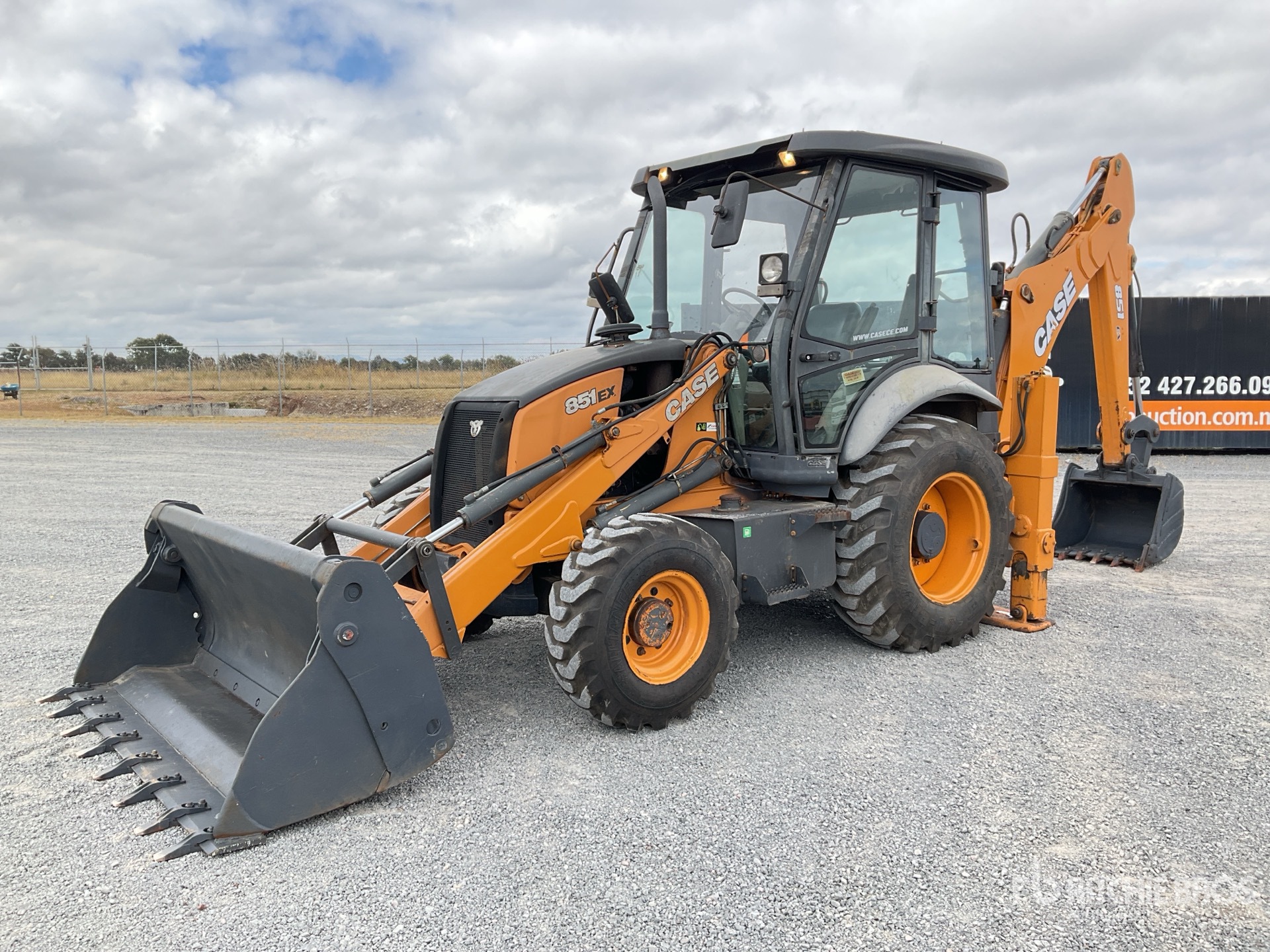 General Appearance with Featured Photo