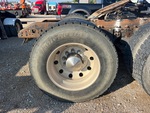 4 Underbody - Truck with 