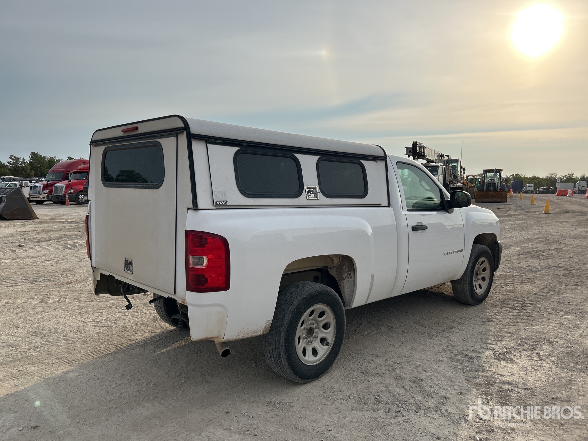 General Appearance with Picture, Right Rear Corner