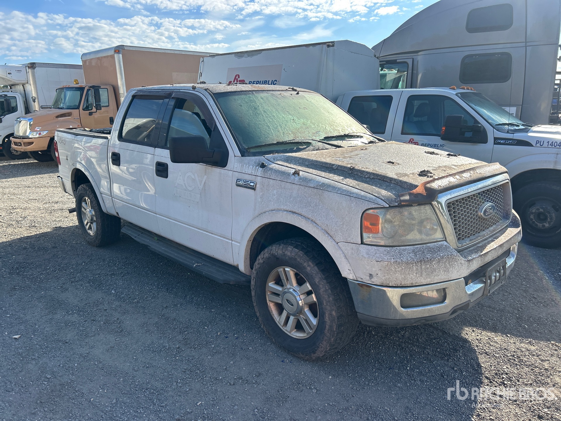 General Appearance with Picture, Right Front Corner