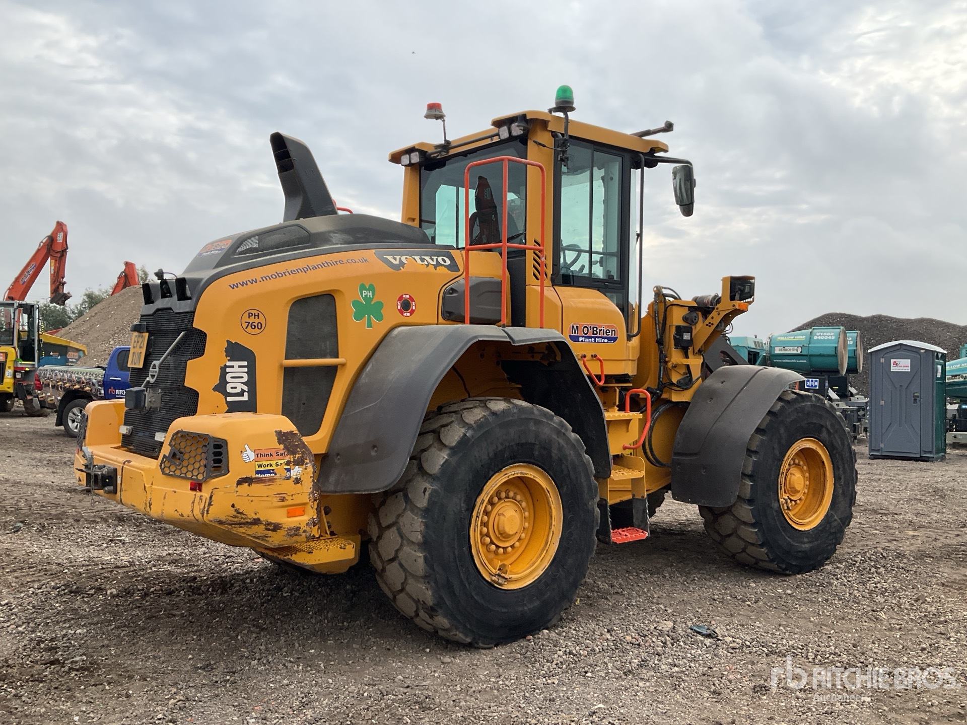 General Appearance with Picture, Right Rear Corner