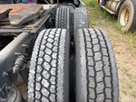 4 Underbody - Truck with 