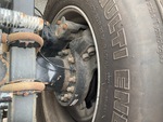 4 Underbody - Truck with 