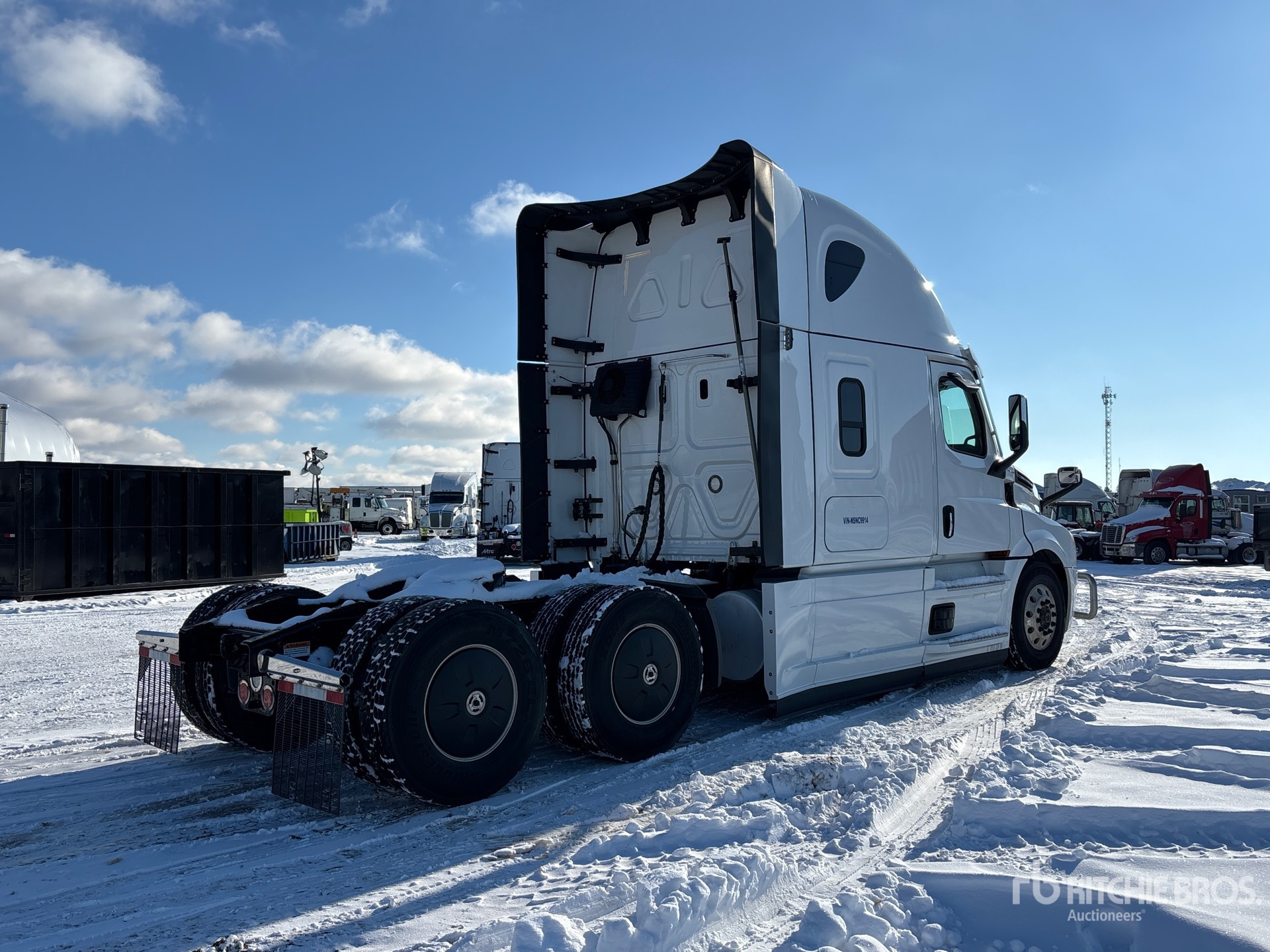 General Appearance with Imagen: esquina trasera derecha