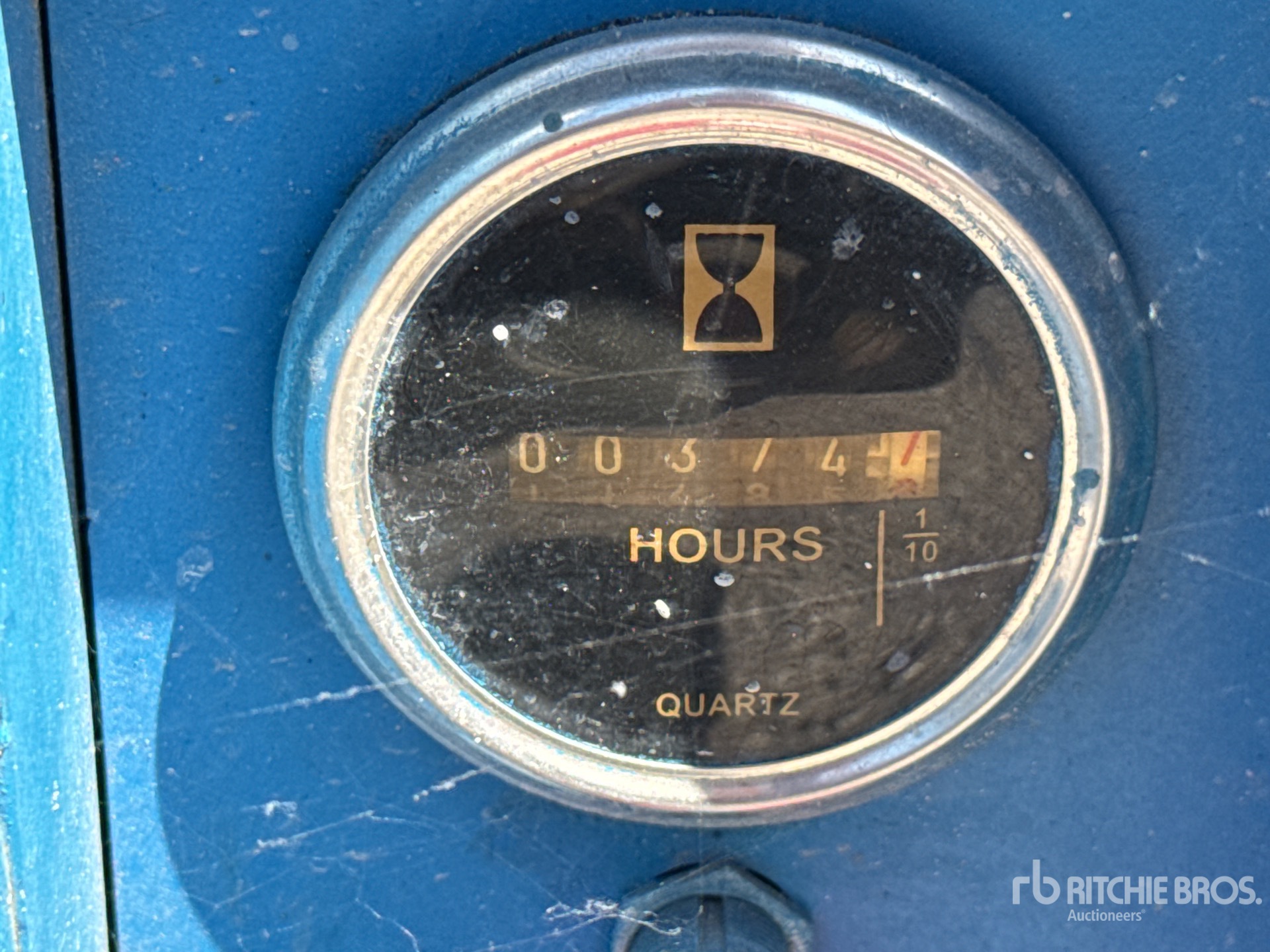 General Appearance with Hour Meter / Odometer