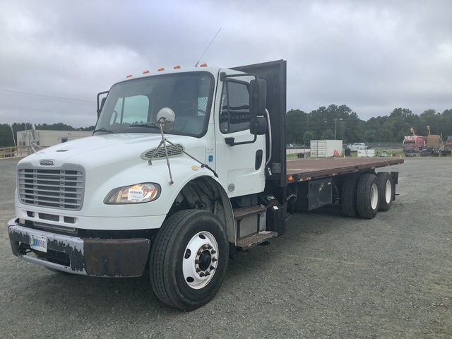 2015 Freightliner Business Class M2 6x4 Flatbed Truck