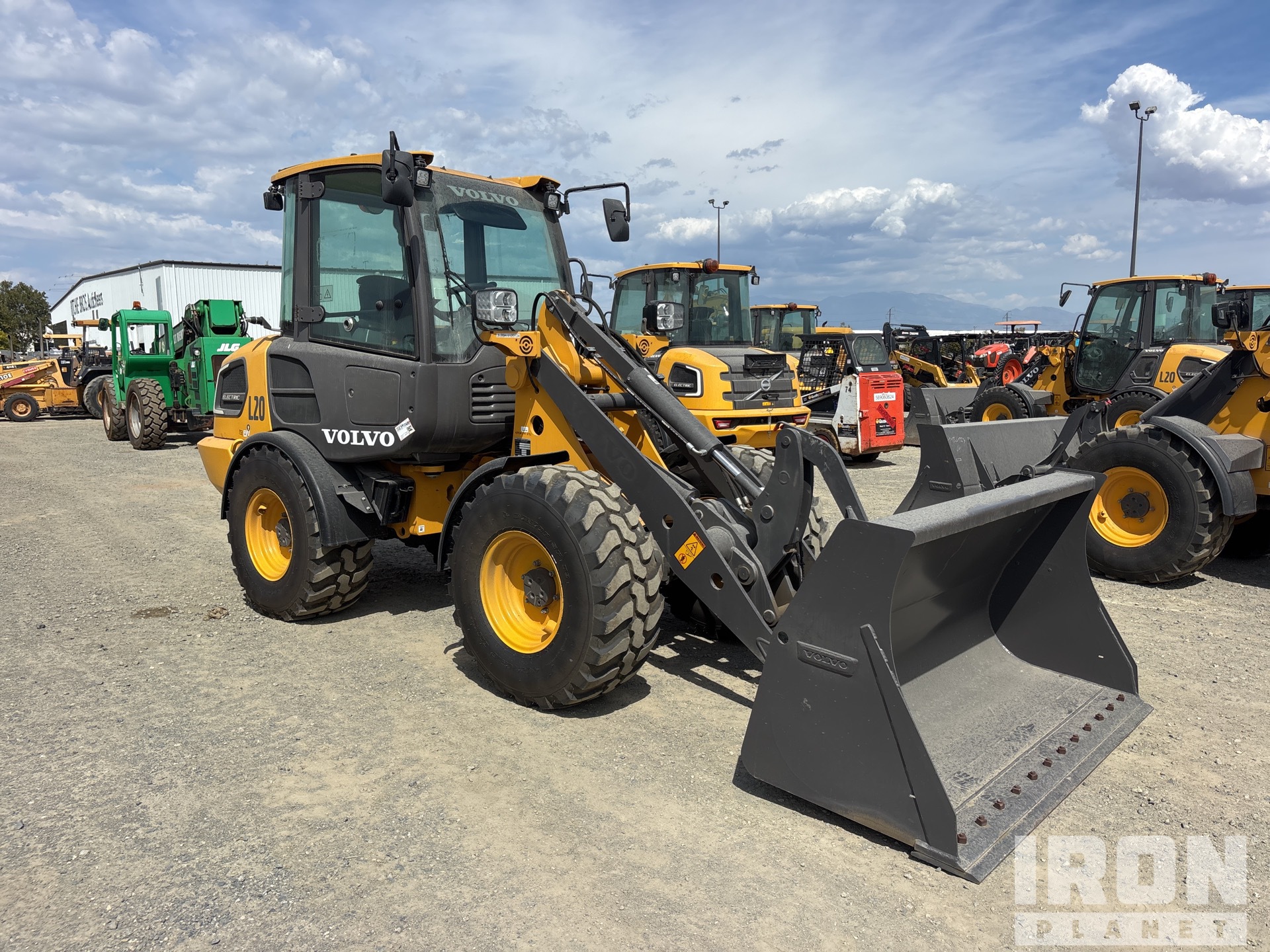 General Appearance with Foto, angolo anteriore destro