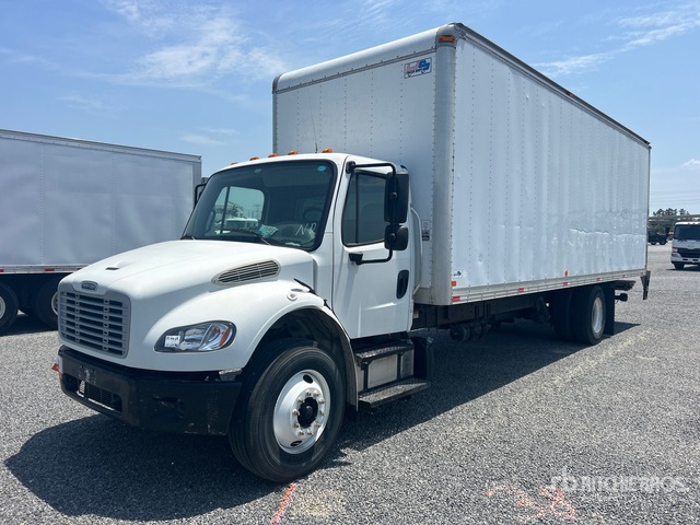 2015 Freightliner M2106 Van Truck