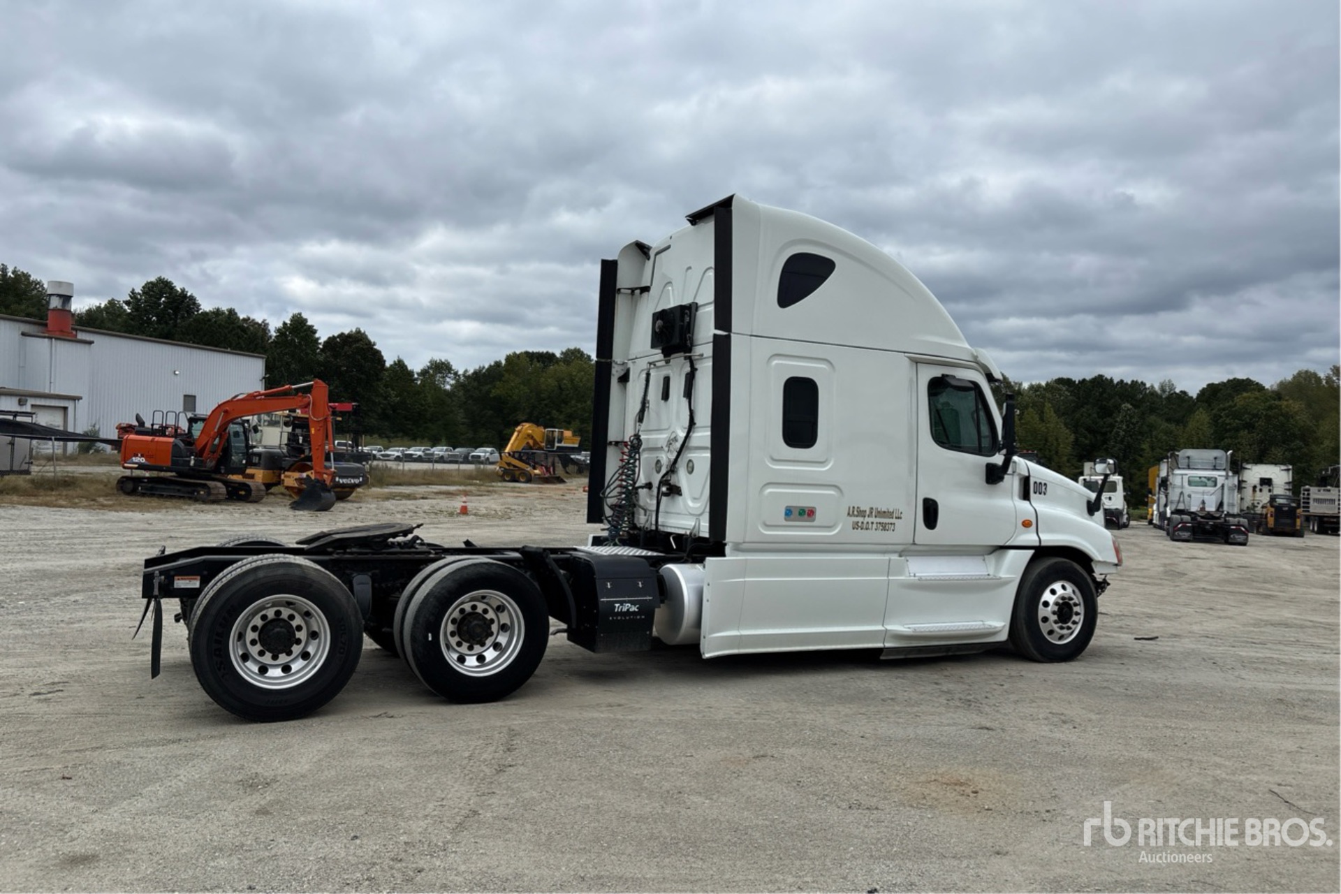 CAMIóN CAMAROTE 2017 FREIGHTLINER