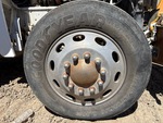 4 Underbody - Truck with 