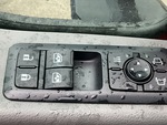 NN687198 - 2022 International LT625: Window Controls