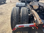 4 Underbody - Truck with 