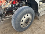 4 Underbody - Truck with 