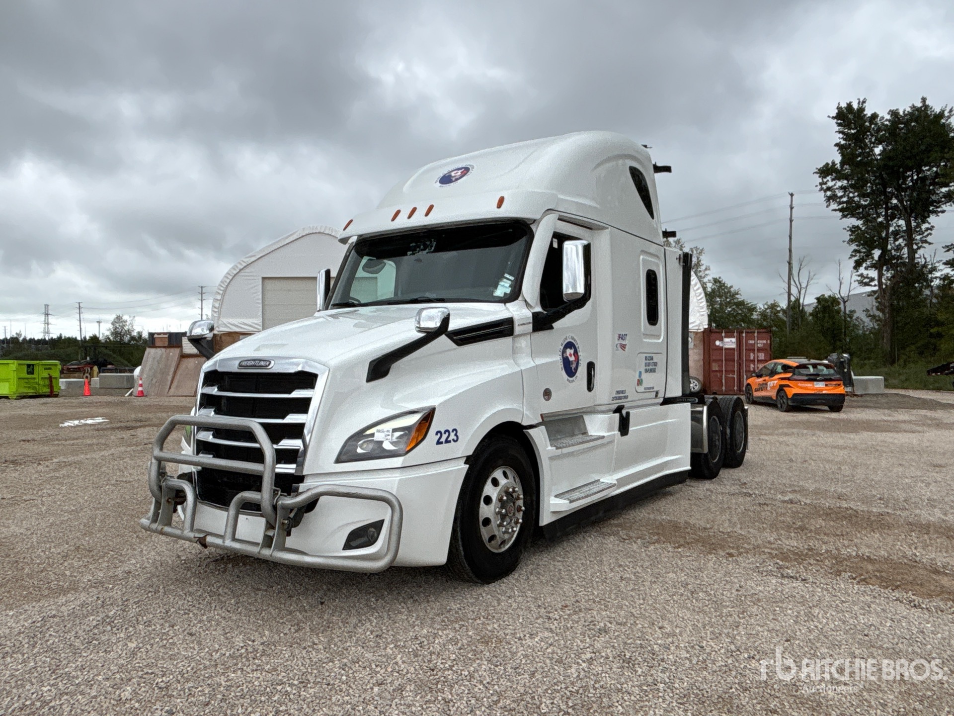 General Appearance with Picture, Left Front Corner