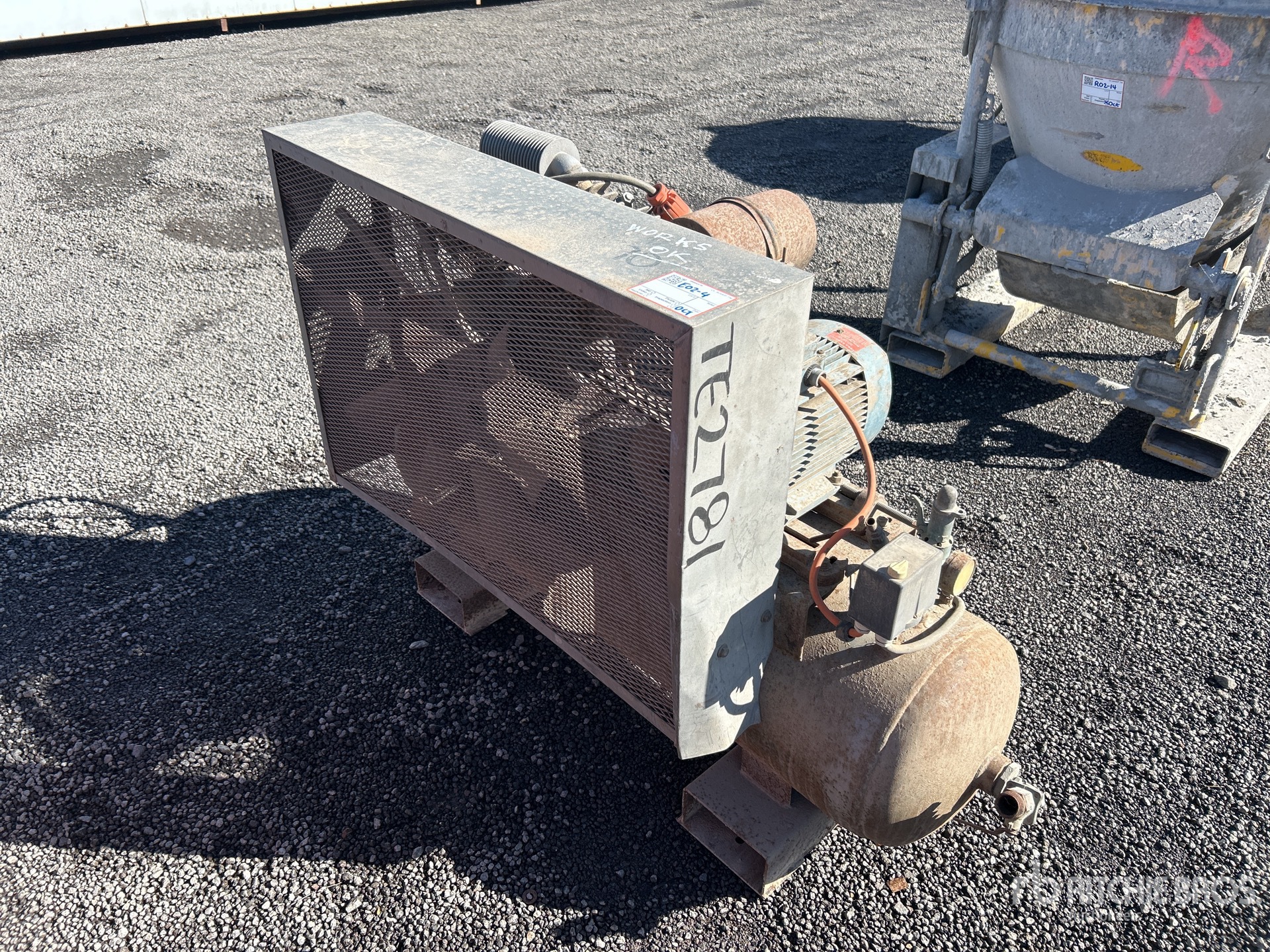 General Appearance with Picture, Left Front Corner