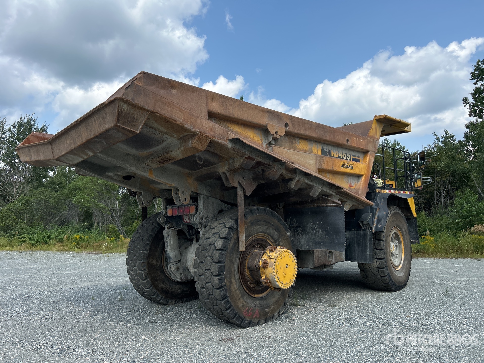 General Appearance with Picture, Right Rear Corner
