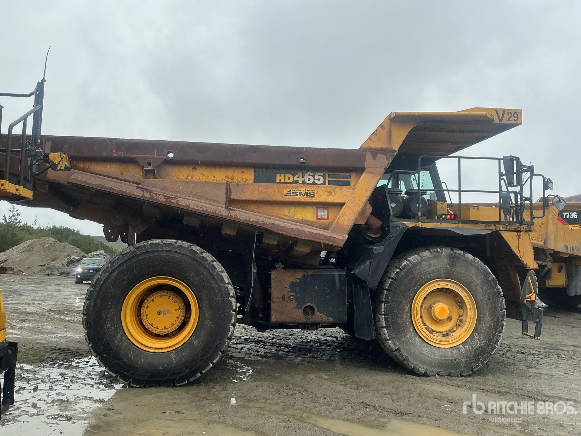General Appearance with Picture, Right Rear Corner