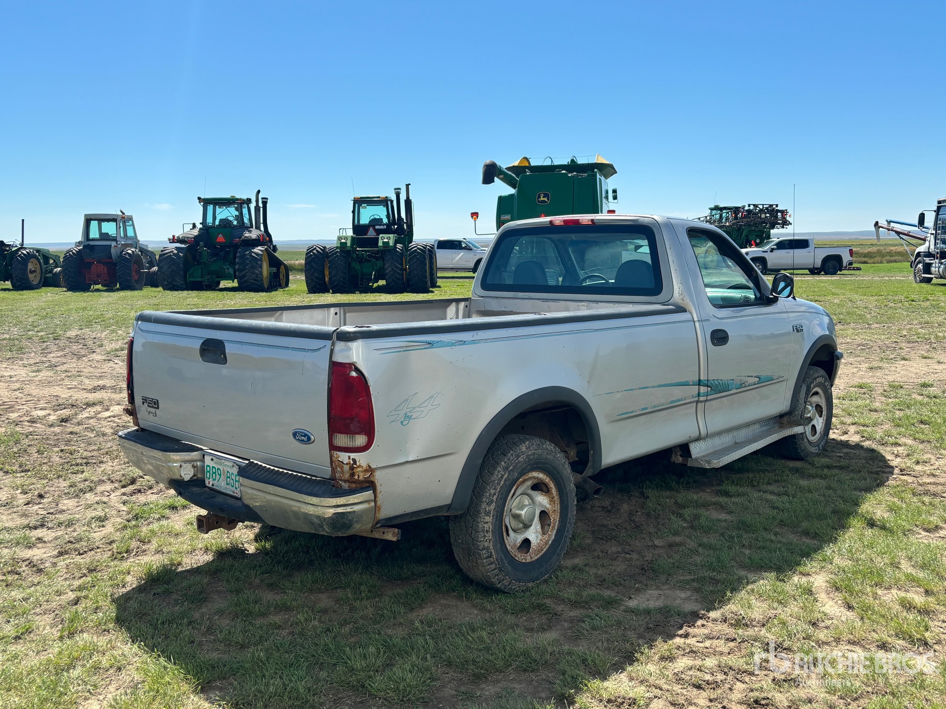 General Appearance with Picture, Right Rear Corner