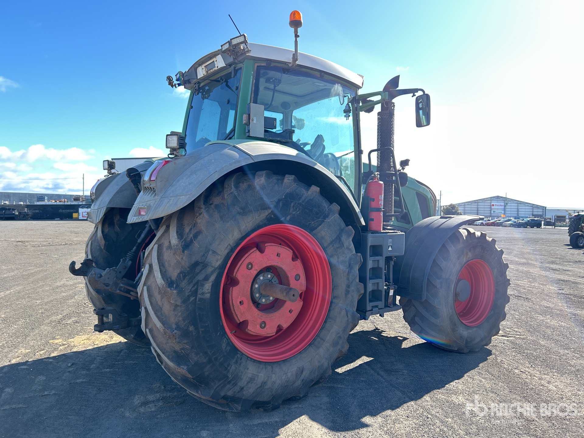 General Appearance with Picture, Right Rear Corner