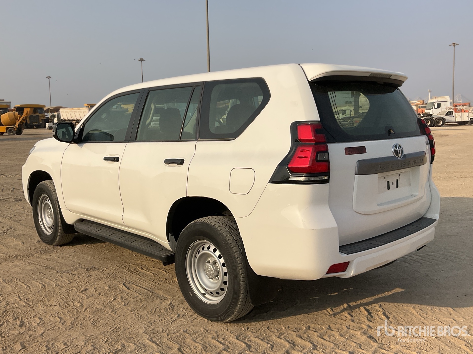 General Appearance with Bild, Ecke hinten links