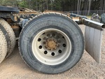 4 Underbody - Truck with 
