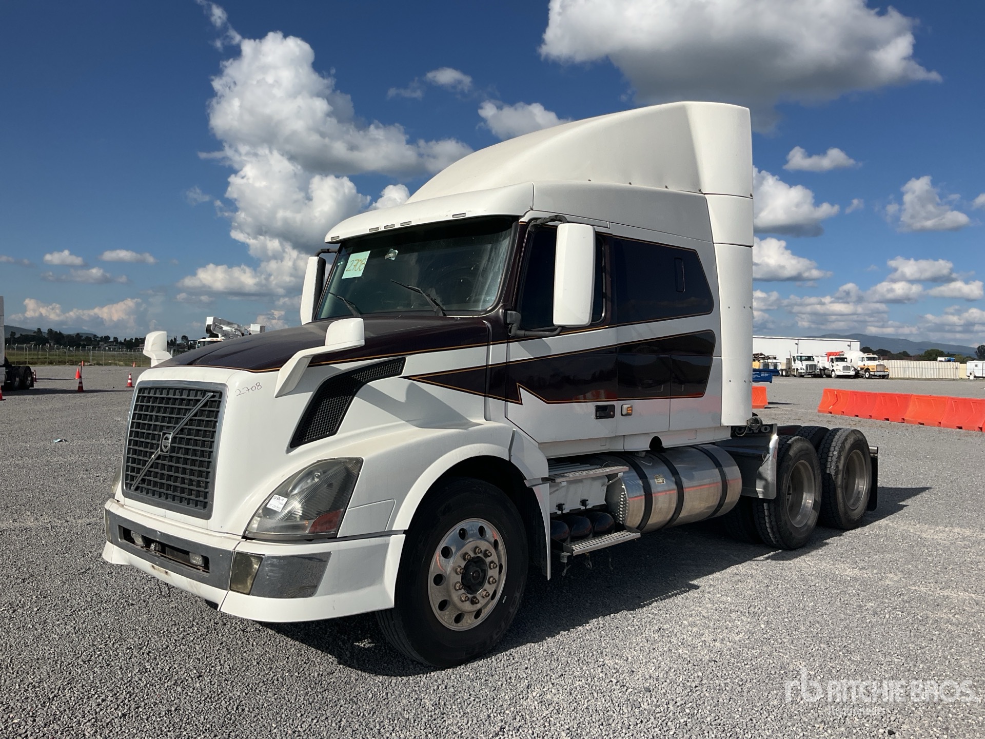 General Appearance with Featured Photo