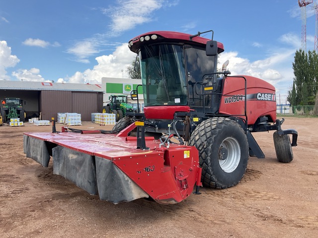 2017 Case W1904 16 ft Windrower