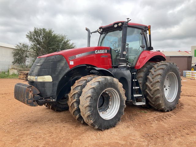 2015 Case IH 280 4WD Tractor