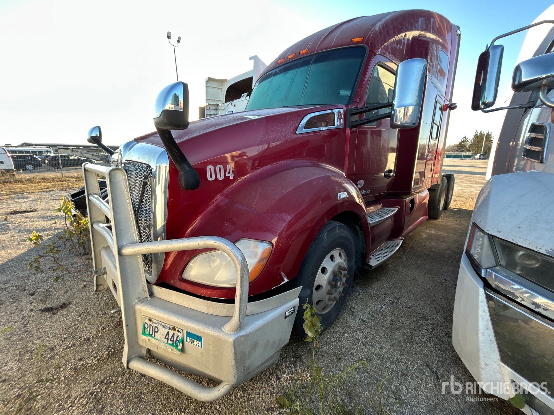 General Appearance with Picture, Left Front Corner