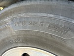 4 Underbody - Truck with 