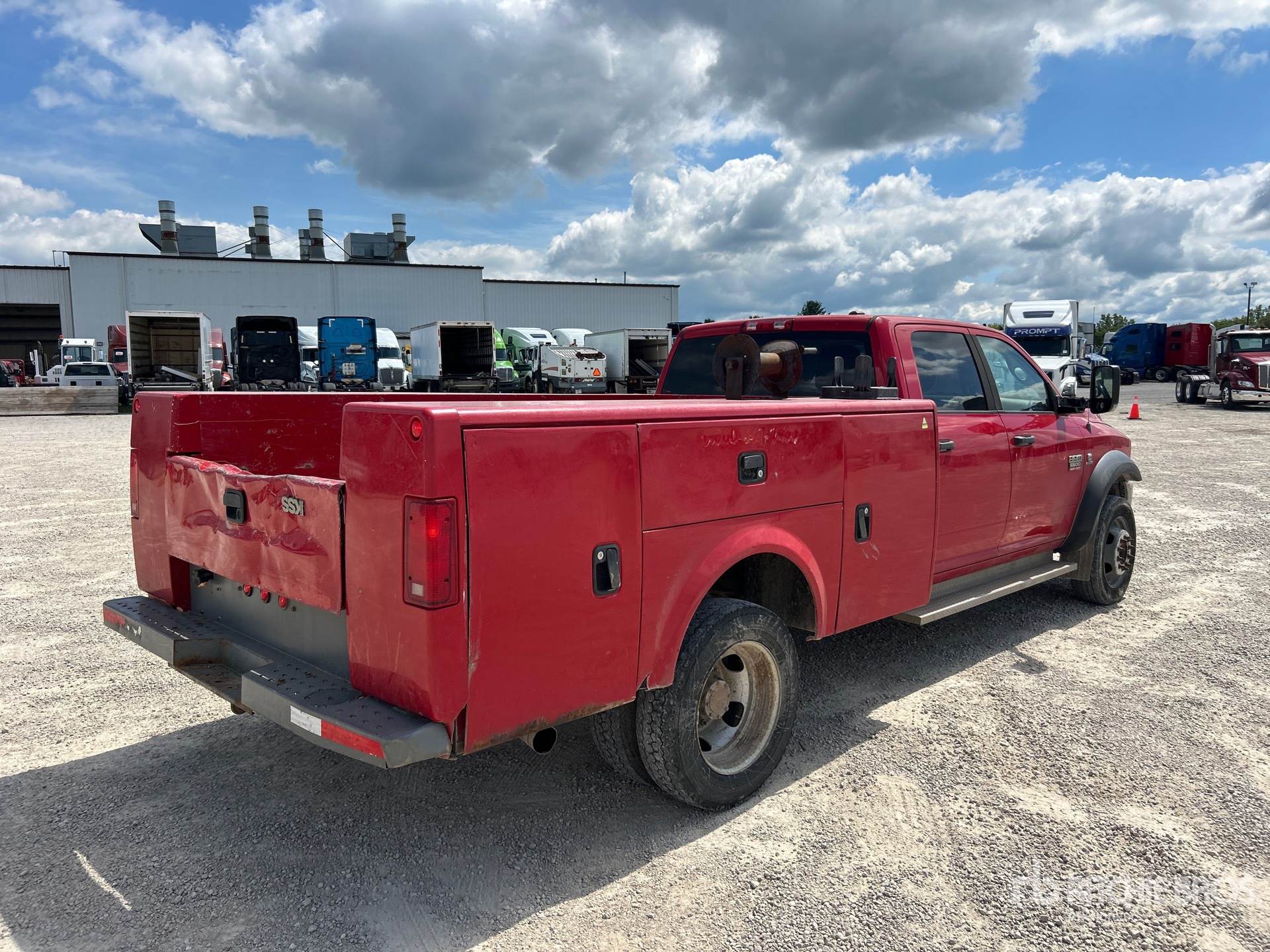 General Appearance with Picture, Right Rear Corner