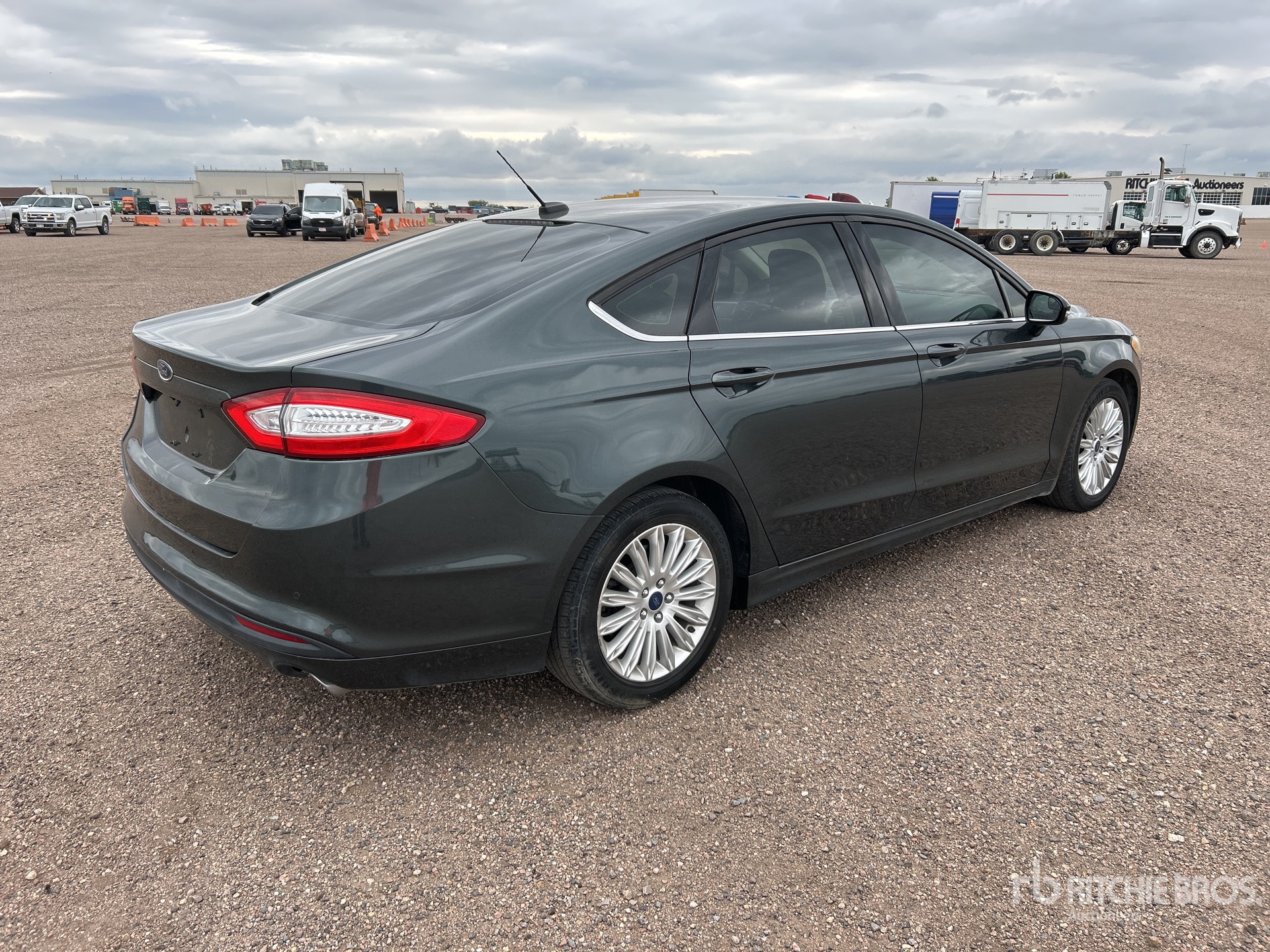 General Appearance with Picture, Right Rear Corner