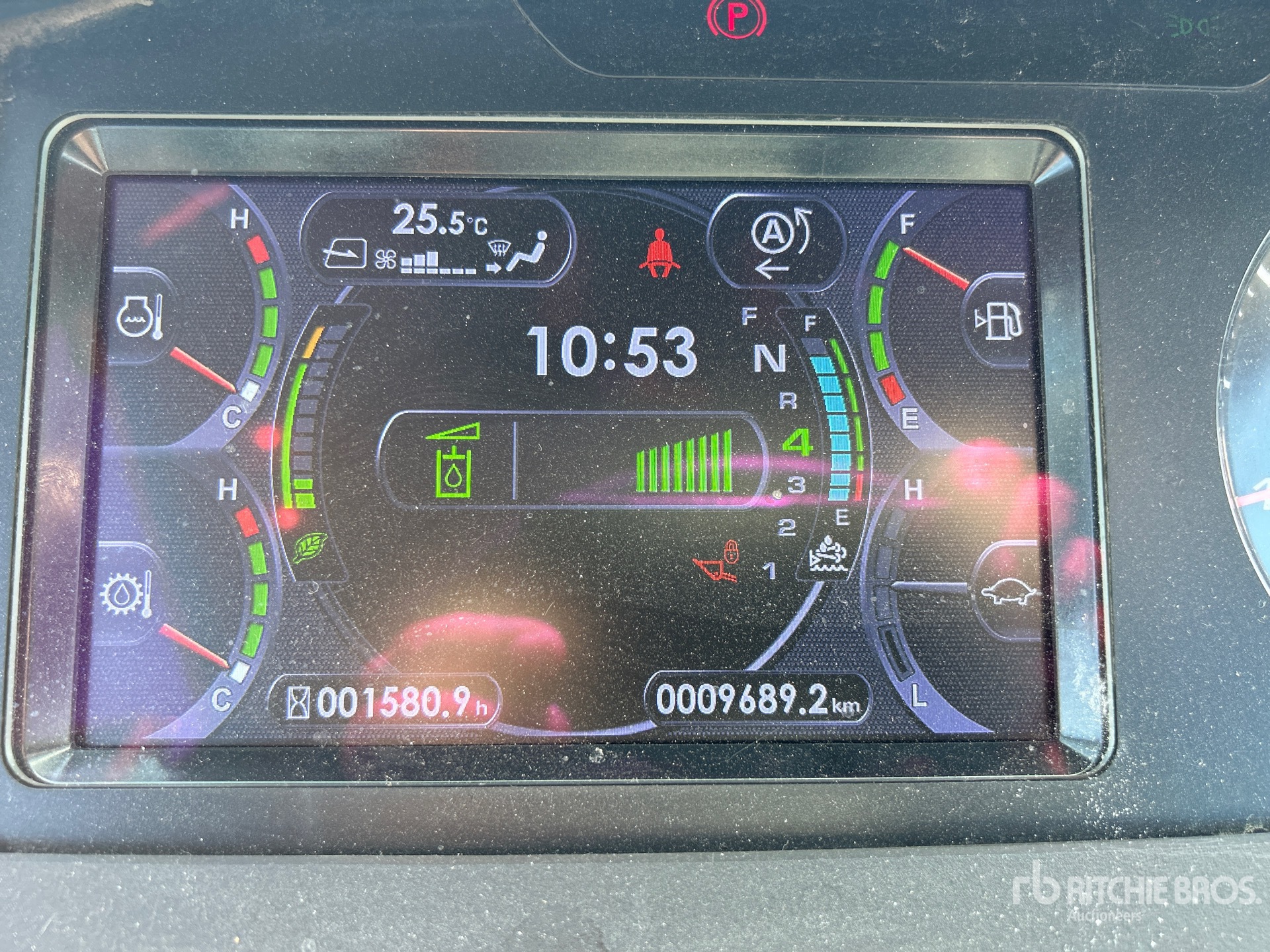 General Appearance with Hour Meter / Odometer