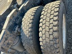 4 Underbody - Truck with 