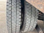 4 Underbody - Truck with 
