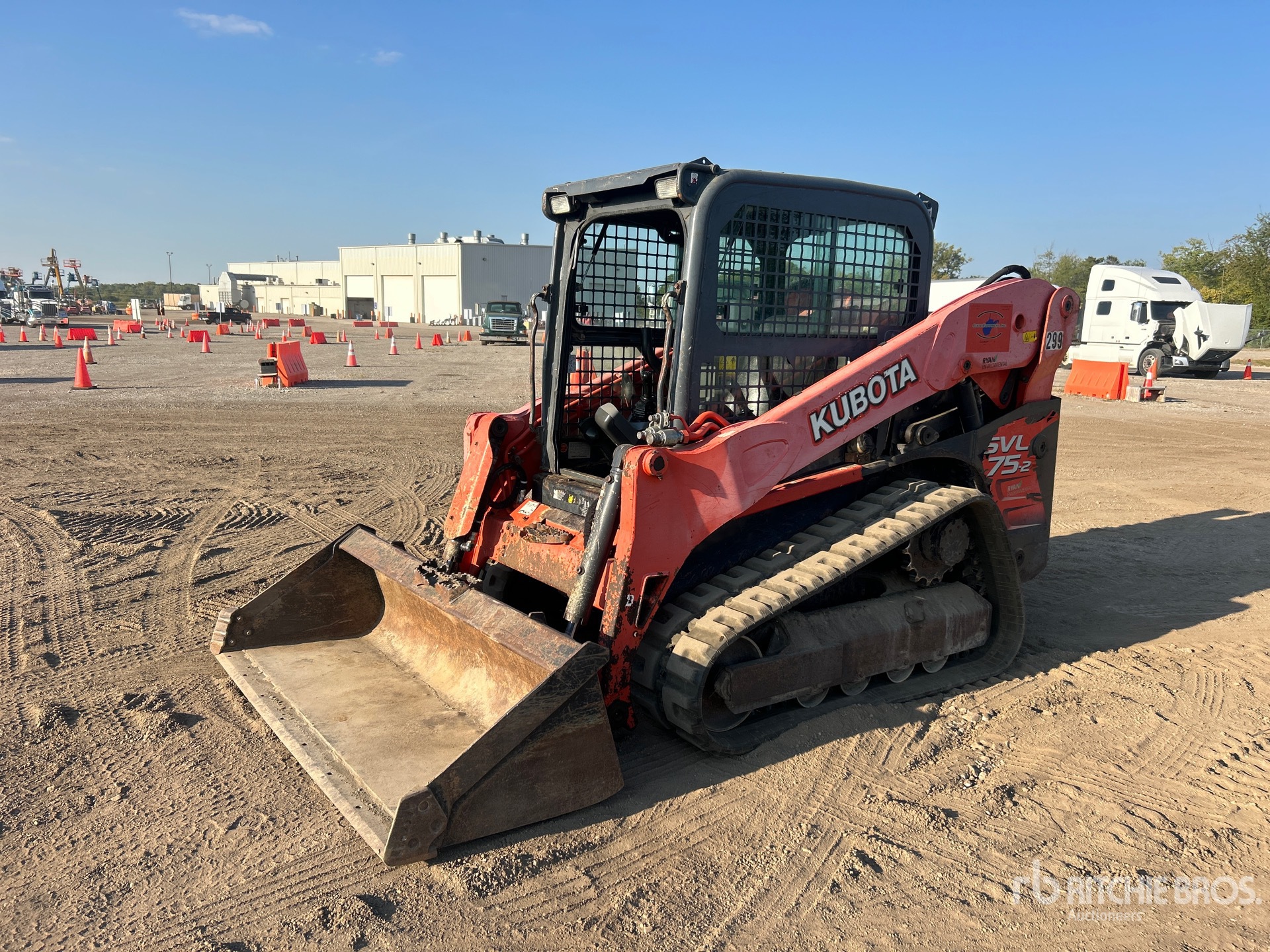 MINI CARGADOR SOBRE ORUGAS  2015 KUBOTA SVL752