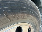 4 Underbody - Truck with 