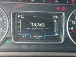4 Transmision with Engine Hours